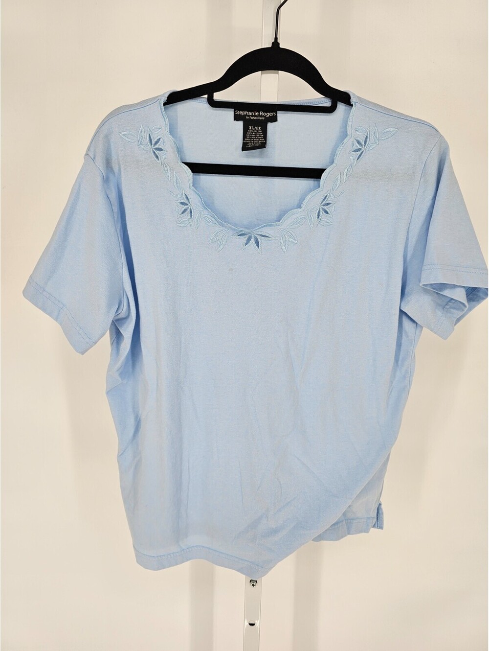 Vtg Stephanie Rogers Womens Sz XL Short Sleeve Top Light Blue Floral Embroidered